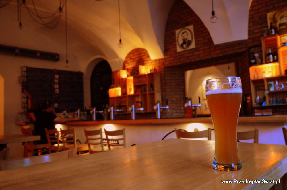 Wrocław ciekawe bary. Gdzie napić się dobrego piwa we Wrocławiu